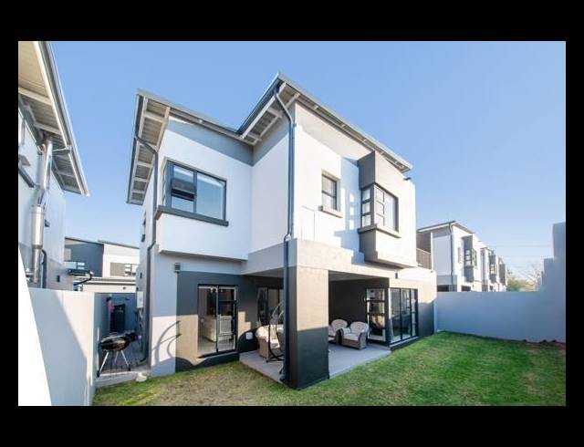 3 BEDROOM PROPERTY TO RENT IN LONEHILL